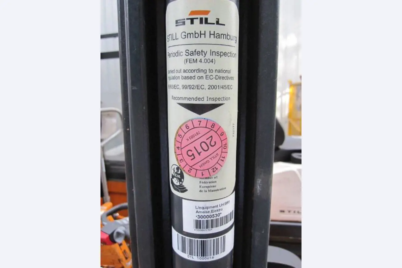 Gepflegte Flurförderfahrzeuge-2